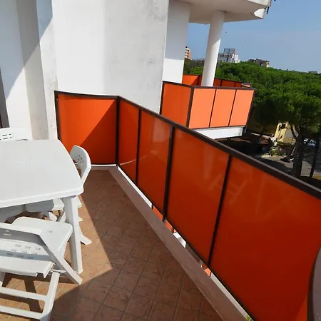 Beautiful In Lido Degli Estensi With Pool Apartamento Llido Degli Estensi