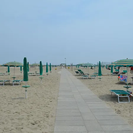 Apartamento Beautiful In Lido Degli Estensi With Pool *