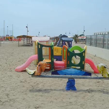 Beautiful In Lido Degli Estensi With Pool Apartamento *